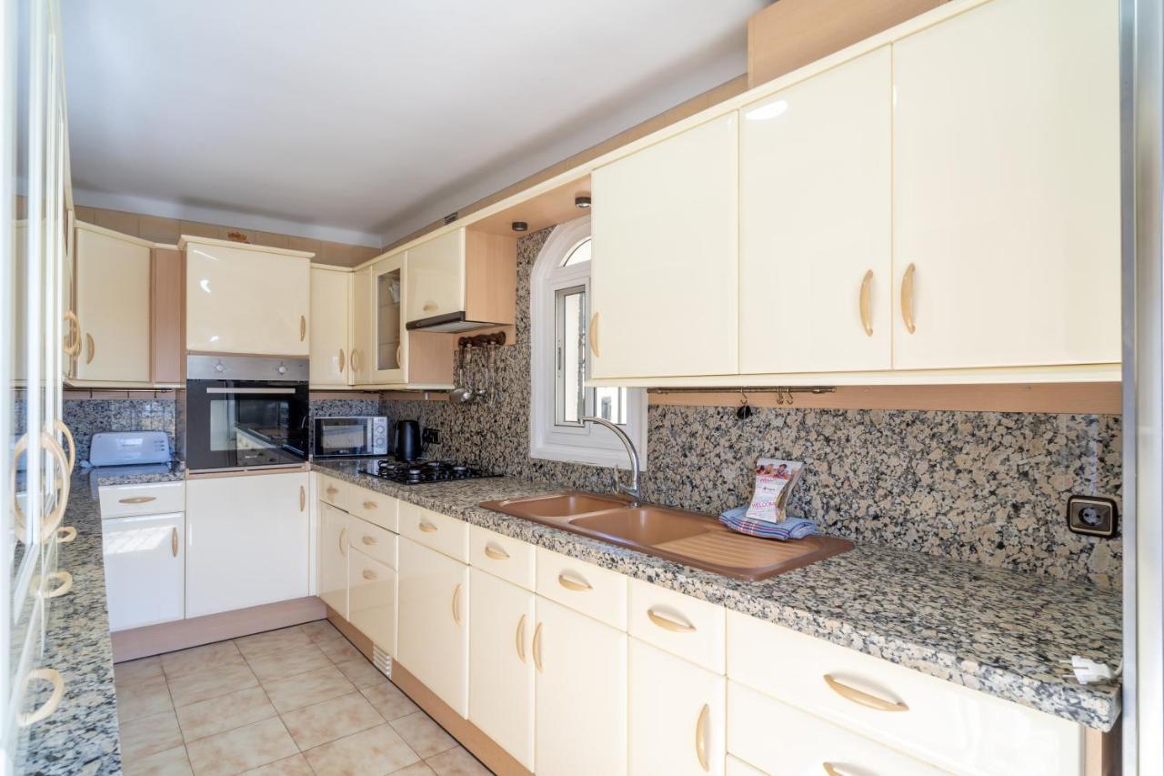 Villa Kenny Private Pool Casasol Nerja Εξωτερικό φωτογραφία